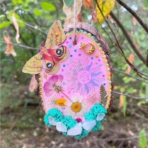 🌷SOLD🌷Whimsical Butterfly Sun catcher